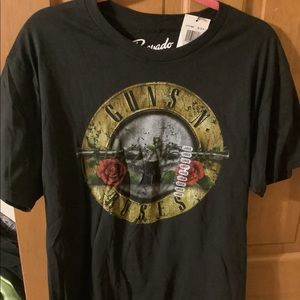 Guns N’ Roses NWT Tee Shirt Distressed Men’s Large